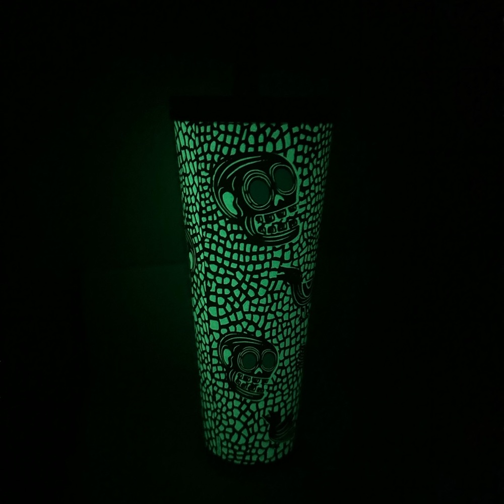 NWT Starbucks Halloween Glow in the Dark cup